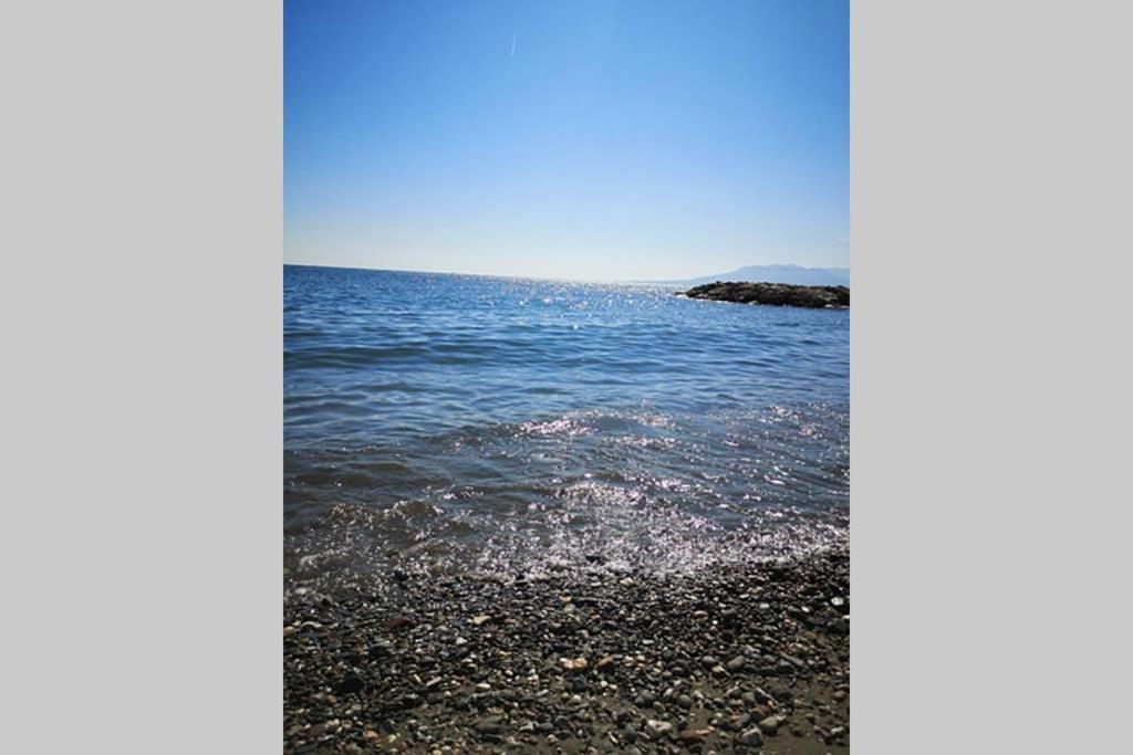 Apartamento Completo, 2Min De La Playa Malaga Luaran gambar