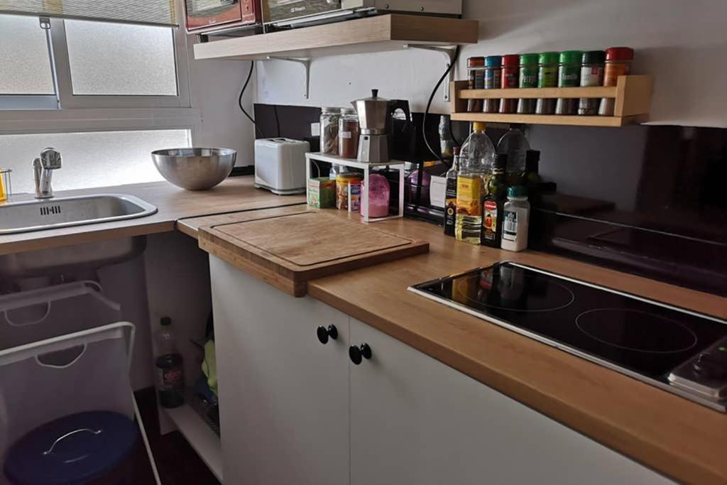 Apartamento Completo, 2Min De La Playa Malaga Luaran gambar