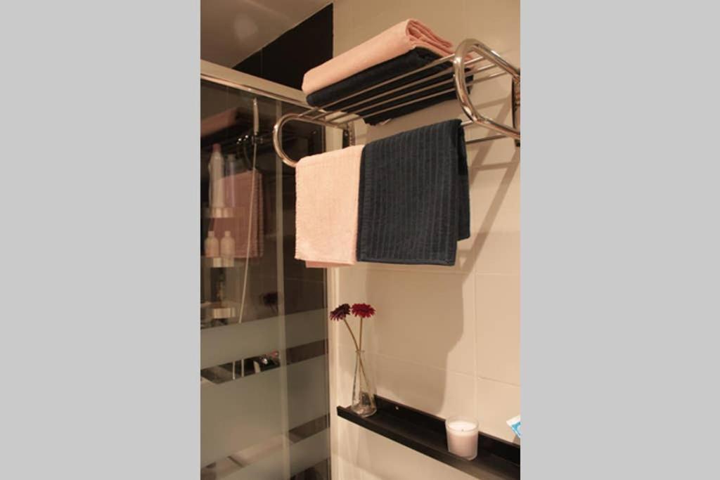 Apartamento Completo, 2Min De La Playa Malaga Luaran gambar